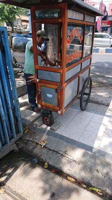 SIOMAY BANDUNG DELTA - KANG ASEP