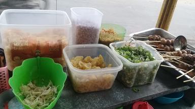 BUBUR AYAM PALA RAYA