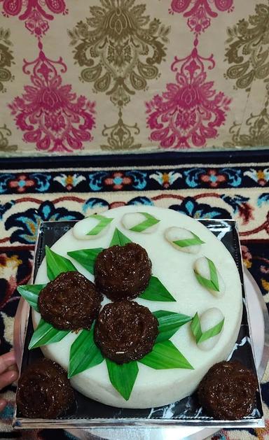 ZHARIF CAKE