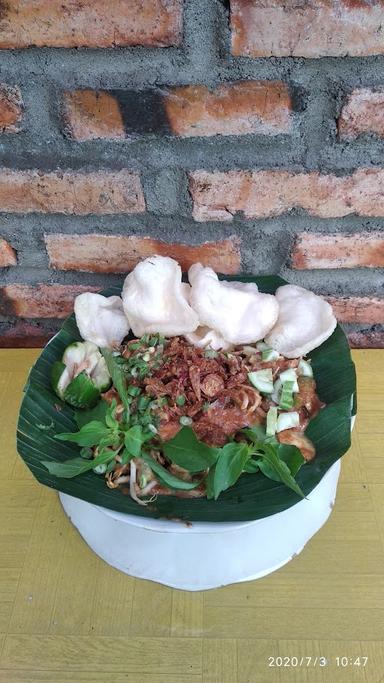 GADO GADO BANG CEMOT