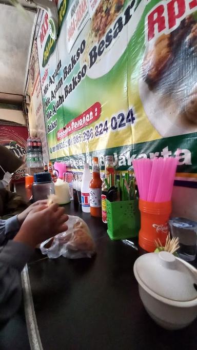 MIE AYAM BAKSO 99  PAKDE EKO 