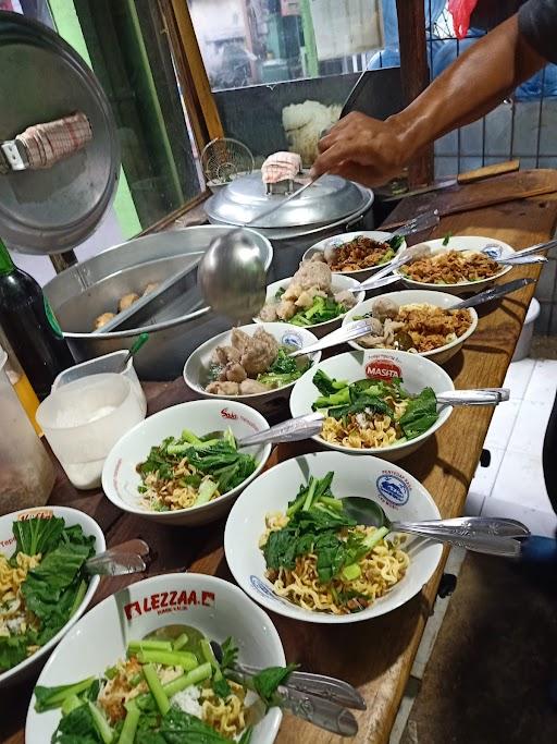 MIE AYAM BAKSO URAT SUKOHARJO MAKMUR