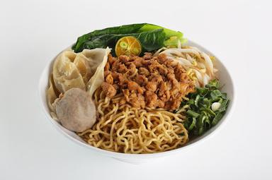 MIE AYAM BANGKA TOP 88 KRAMAT JATI