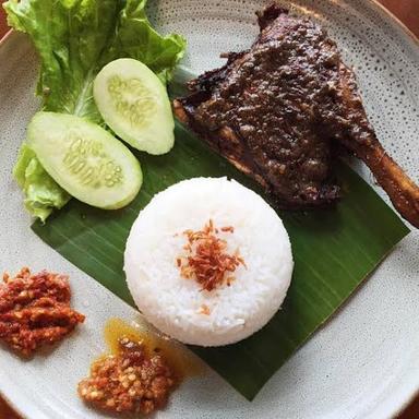 NASI BEBEK KHAS MADURA MBAK ERNA