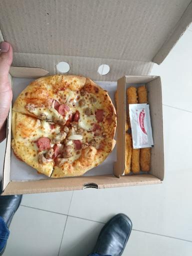 PIZZA HUT DELIVERY - PHD INDONESIA
