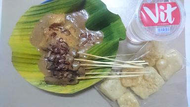 SATE PADANG TUJUAH KOTO