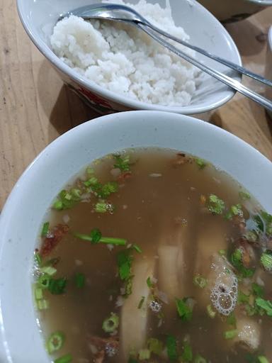 SOP AYAM & BAKMI JOWO MBAH MIN KLATEN CONDET