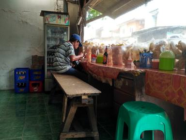 SOTO MIE & BAKSO BANG SARIP TURUNAN KAYU