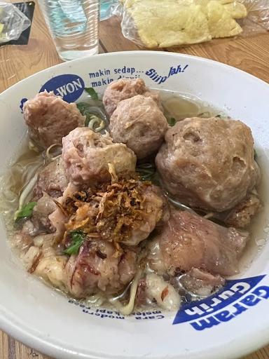 BASO & MIE AYAM PANGSIT MAS EDI