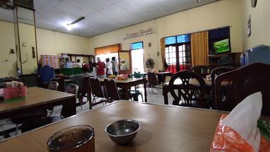 RUMAH MAKAN SAKATO RAYA