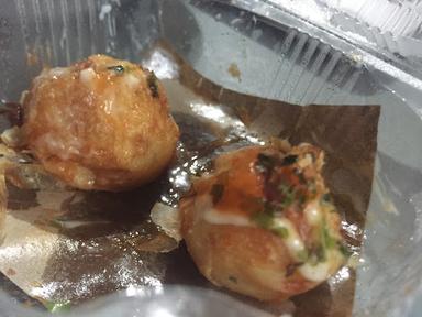 GHENDIS TAKOYAKI