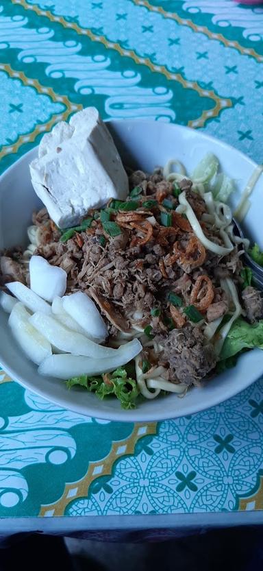 MIE AYAM BAKSO