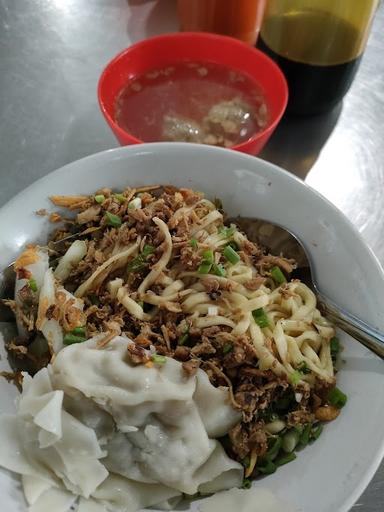 MIE AYAM BAKSO