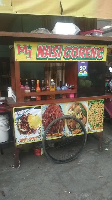 MJ NASI GORENG