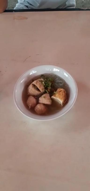 BAKSO DAN ES DEGAN JABON