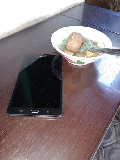 BAKSO PAK YANTO PLOSO