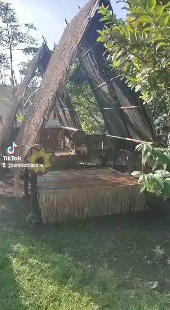 LESEHAN SAUNG KEBONS