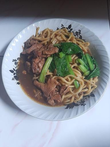 MIE AYAM DAN BAKSO PAK NO