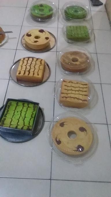 WIWIE KREASI ANEKA KUE,PARCEL DLL