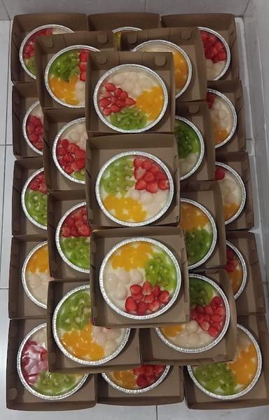 VARLA CULINARY - KLAPPERTAART JOGJA - PUDING BUAH - PARCEL KUE LEBARAN KUE ULANGTAHUN JOGJA