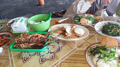 BU ASIH SEAFOOD