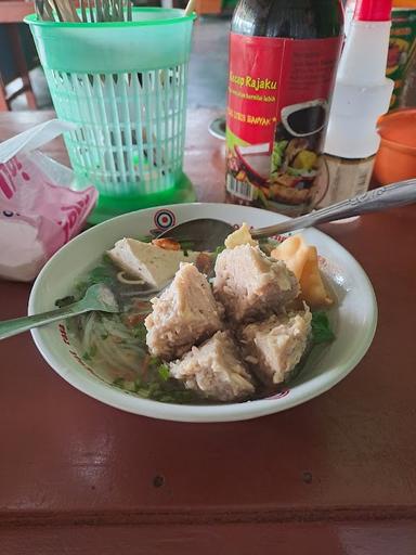 MIE AYAM + CEKER AREMA