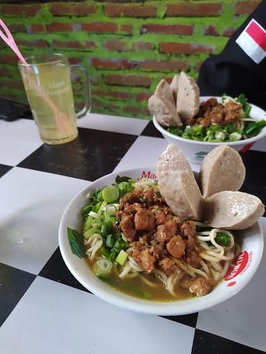 MIE AYAM DAN BAKSO MEKAR INDAH