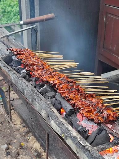 SATE AYAM CAK UDIN