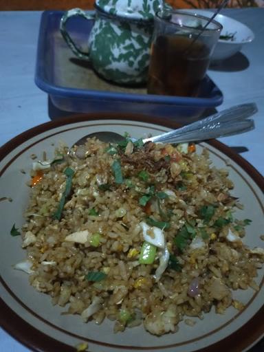 WARUNG BAKMI MAMO