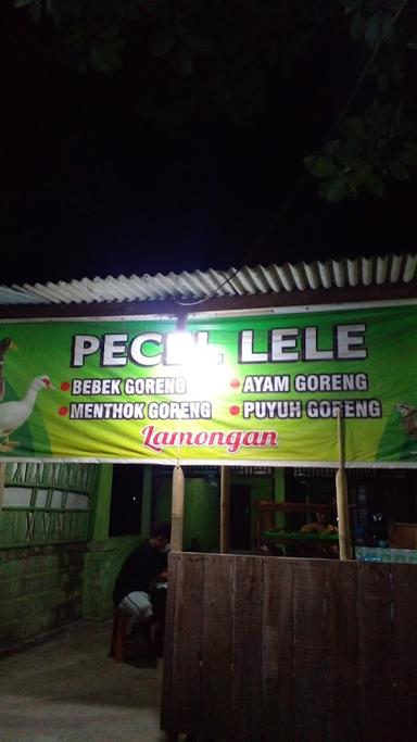 WARUNG MAKAN LAMONGAN