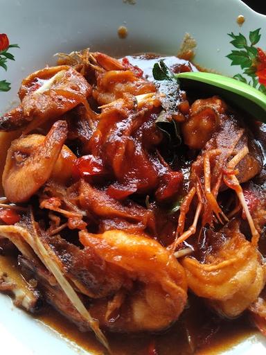 WARUNG MAKAN MBAK TAMI