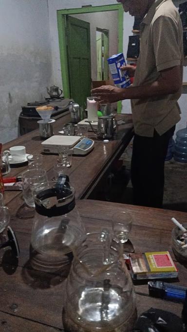 BALE KOPI PANJANG