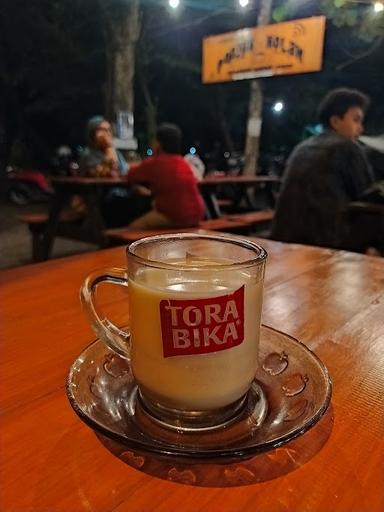 WARUNG KOPI PODJOK KOLAM