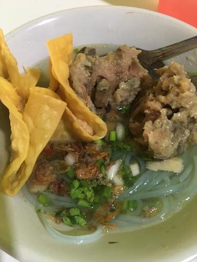 BAKSO & MIE AYAM TERUNG