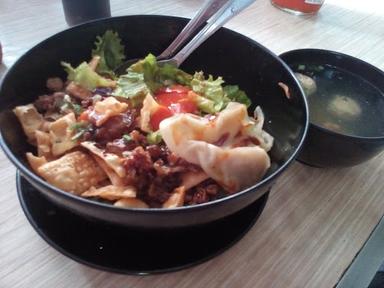 MIE AYAM & BAKSO CAK PIK