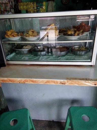 WARUNG NASI KEDIRI