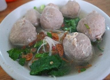 BAKSO CAK GONDOL