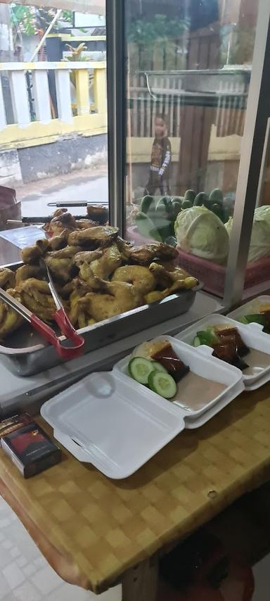 AYAM BAKAR CEU WINNA