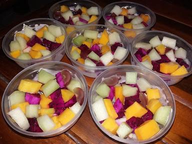 JASETA SALAD BUAH