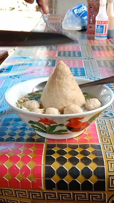 WARUNG BAKSO DINI