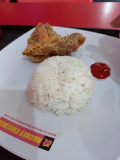 ROCKET CHICKEN PARIT BUGIS