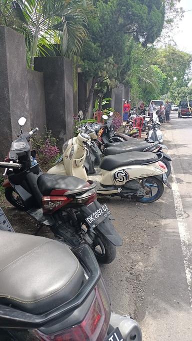 WARUNG MAKAN LESTARI TIANYAR BARAT