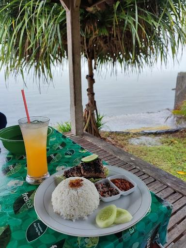 WARUNG MAKAN PESANGGRAHAN