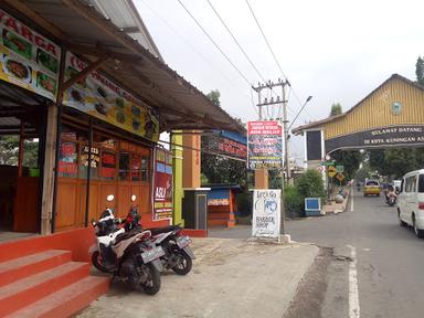 LESEHAN WARGA (WARUNG GAUL SOTO BANYUMAS)