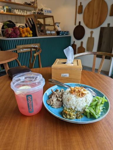 TSANGOO JUICE BAR & RICE TO GO