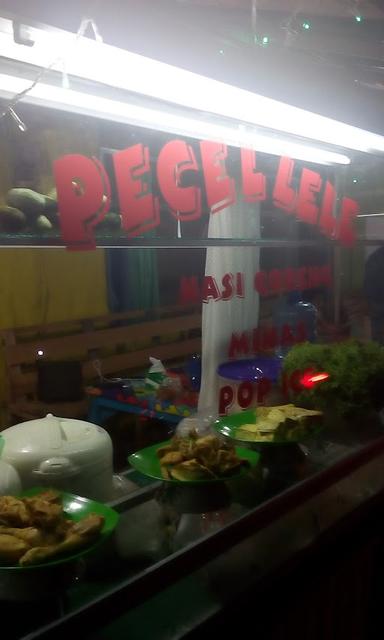 PECEL LELE