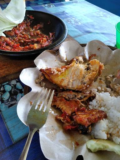 SAMBAL GAMI TENDA BIRU