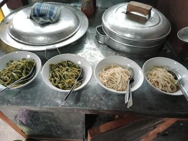 MIE AYAM BAKSO TAQIYYA