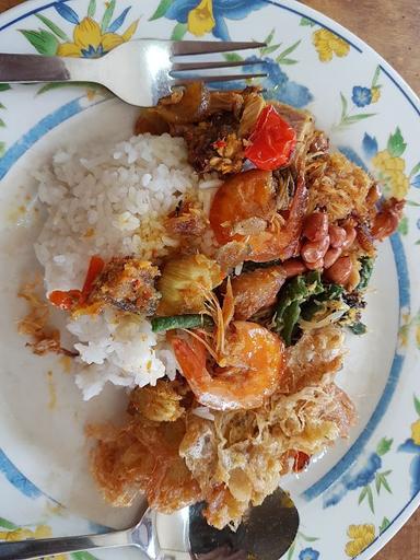 WARUNG NASI GONDA INDAH KEDONGANAN (BU WAYAN GONDA)