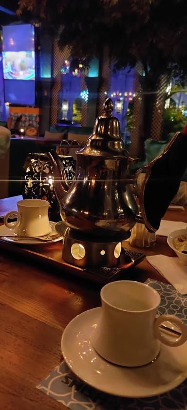 SHISHA CAFE مطعم عربي/ شيشة